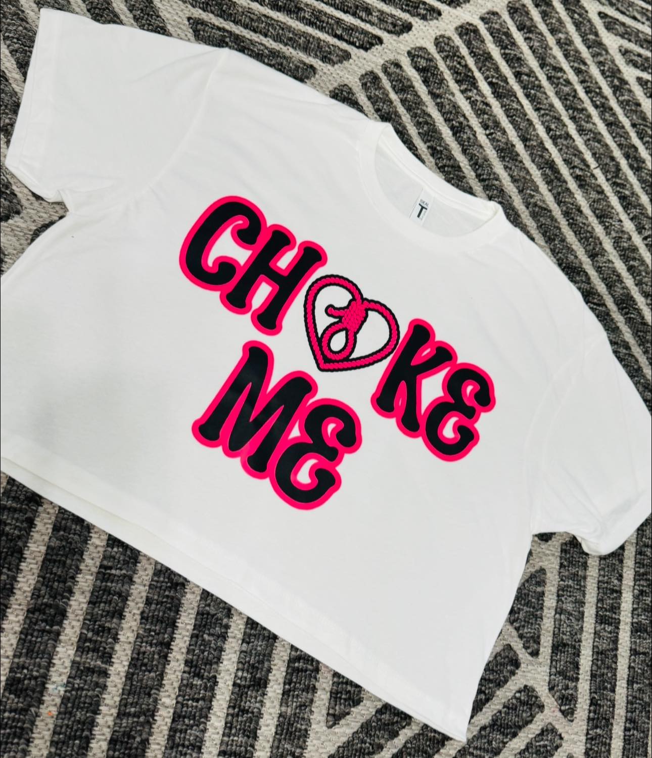 Camiseta corta "Choke Me" - Edición Real Ones Only